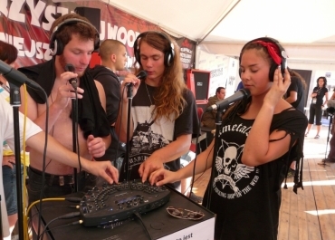 Stoisko Sennheiser na Przystanku Woodstock 2012